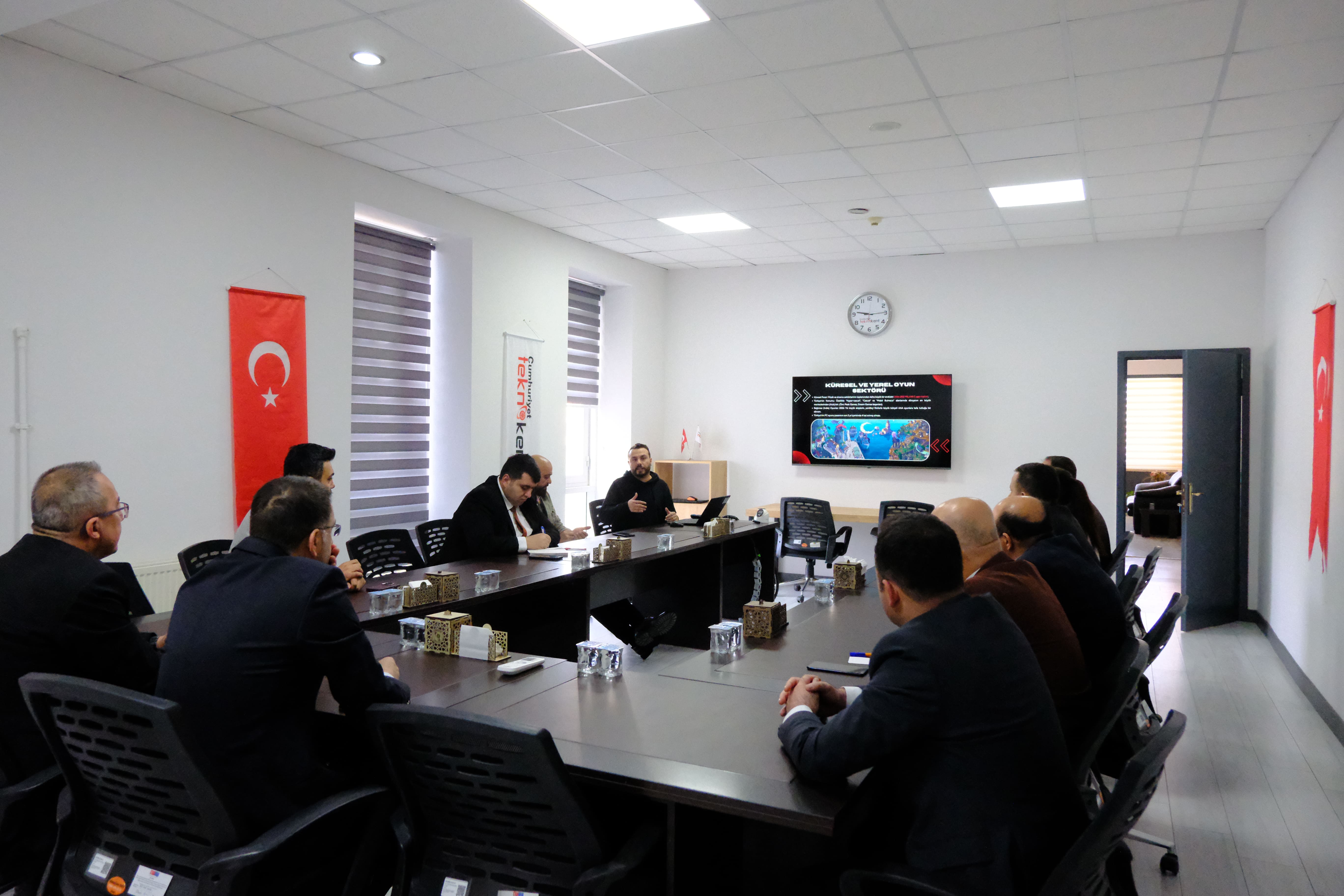 Kamu ve Özel Sektör Temsilcileri Oyun Ekosistemi İçin Bir Araya Geldi - 4
