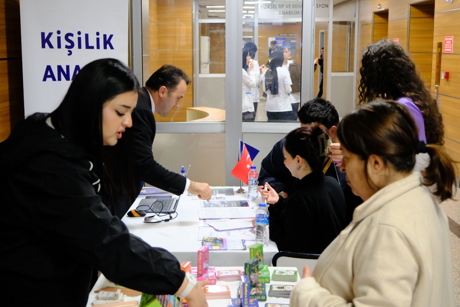 23 Nisan Sevinci Minik Kalplerle Paylaşıldı - 3