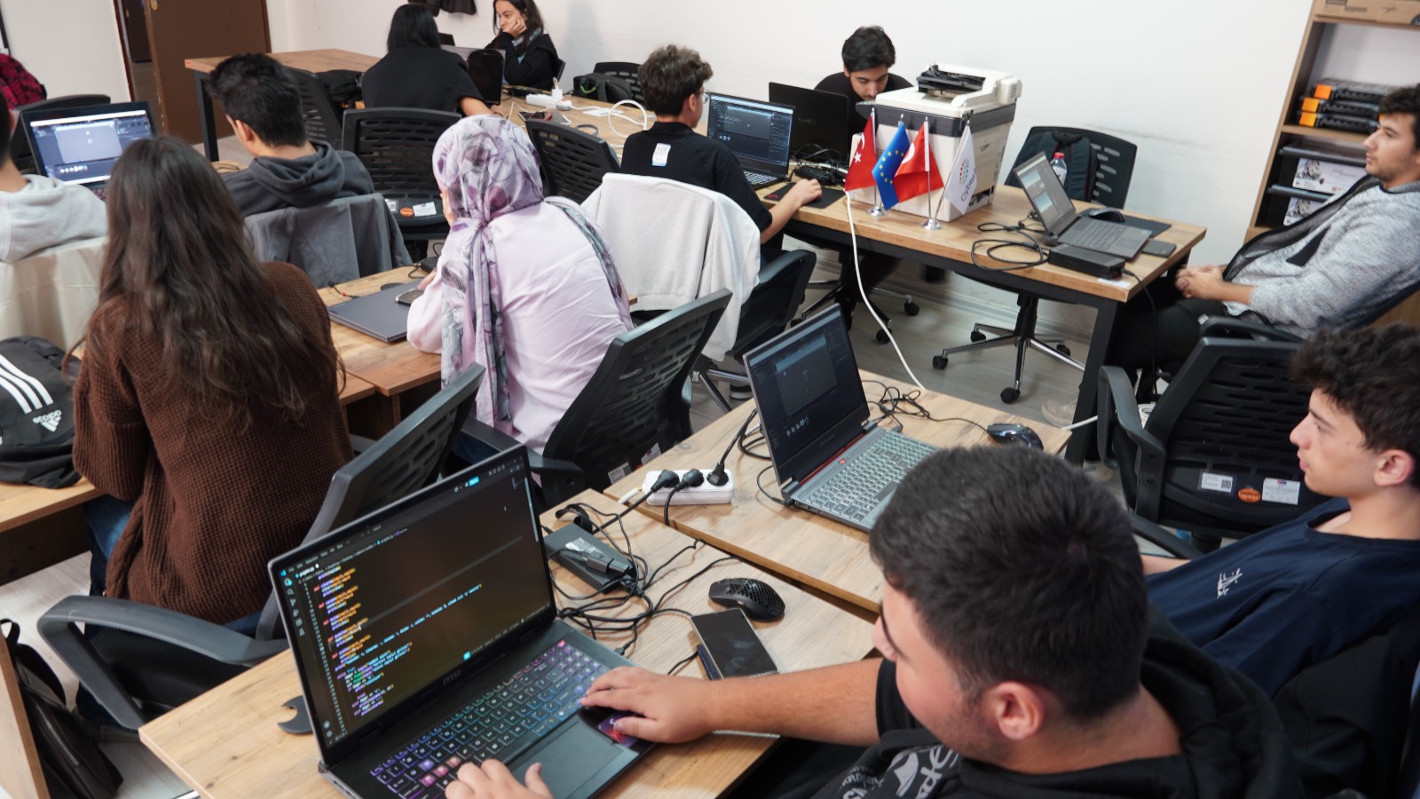 Oyun Geliştirme Programı’nda Eğitimler Devam Ediyor! - 6