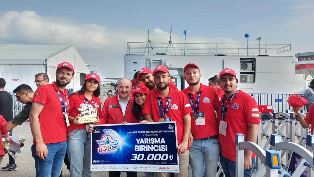Sivas Cumhuriyet Üniversitesi Teknofest’te 1. Oldu